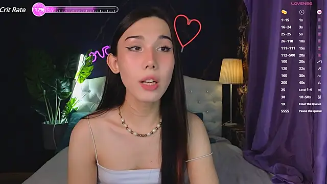 Kaia Sunshine Mia online show from 01-18-25, 03:27