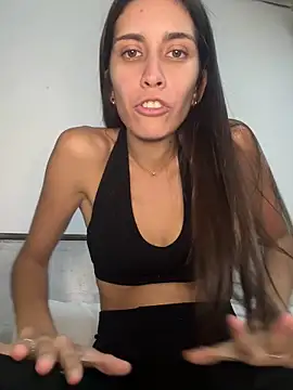 lupitta 1 online show from 04-27-26, 02:20