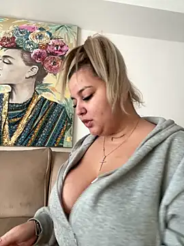 AllysonK online show from 03-12-25, 09:44