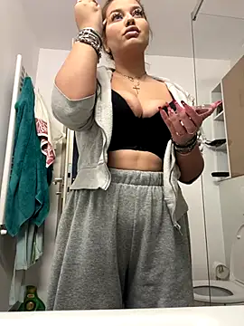 AllysonK online show from 12-15-25, 11:14