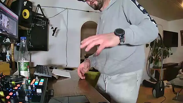 rosaeichel online show from 02-06-26, 11:19