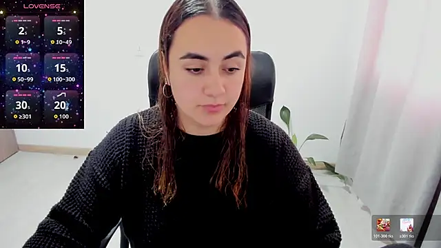 Snapshot of maryluna95 chatting on 05-29-26, 05:33 maryluna95 online show from 05-29-26, 05:33