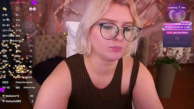 Snapshot of CoolTatis chatting on 02-03-25, 05:35 CoolTatis online show from 02-03-25, 05:35