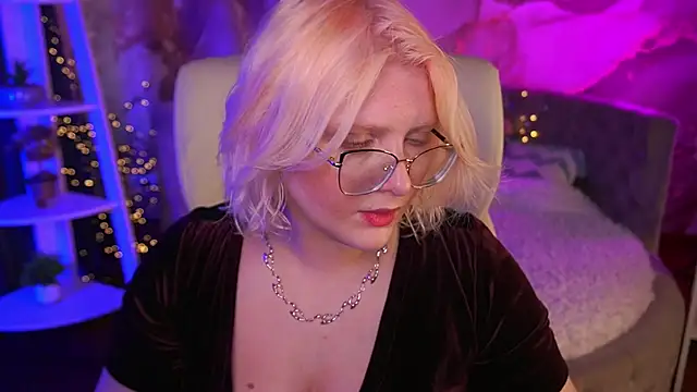 CoolTatis online show from 03-27-26, 07:03