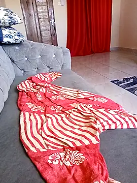 zainabsmile online show from 04-07-26, 10:48