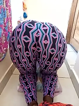 zainabsmile online show from 04-08-26, 10:26