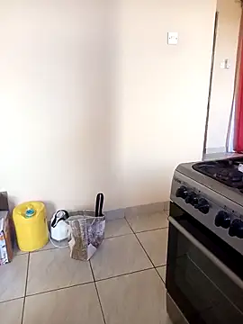 zainabsmile online show from 04-13-26, 10:10