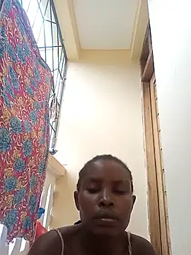 Snapshot of zainabsmile chatting on 05-24-26, 11:15 zainabsmile online show from 05-24-26, 11:15