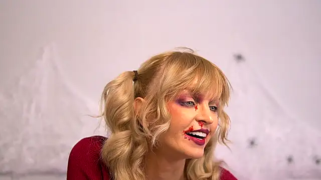 BritneyHudson online show from 10-31-25, 04:57