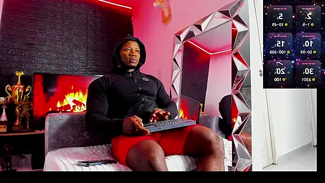 Snapshot of tommike chatting on 02-23-25, 01:57 tommike online show from 02-23-25, 01:57