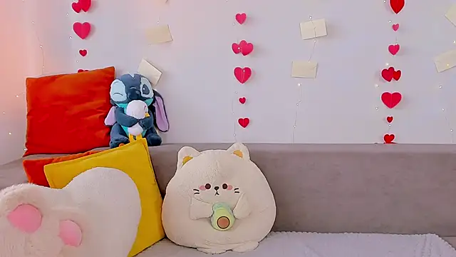 Tori the witch online show from 04-11-26, 07:45