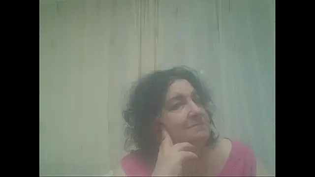 Snapshot of maturekorine chatting on 04-18-26, 05:17 maturekorine online show from 04-18-26, 05:17