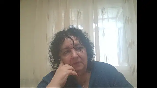 Snapshot of maturekorine chatting on 05-09-26, 02:22 maturekorine online show from 05-09-26, 02:22