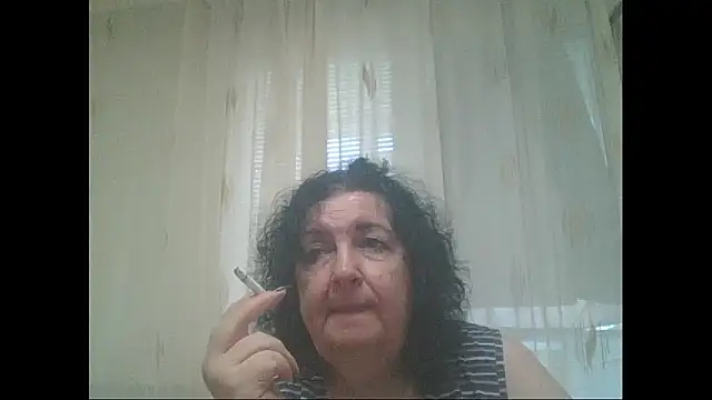 Snapshot of maturekorine chatting on 06-19-26, 05:06 maturekorine online show from 06-19-26, 05:06