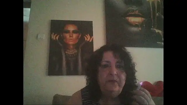 Snapshot of maturekorine chatting on 07-12-26, 02:08 maturekorine online show from 07-12-26, 02:08