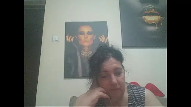 Snapshot of maturekorine chatting on 07-15-26, 05:29 maturekorine online show from 07-15-26, 05:29