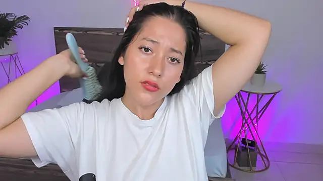 ivette bocelly online show from 01-15-25, 07:23