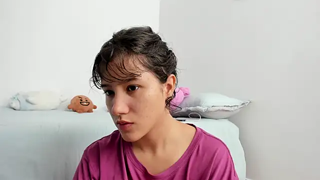 Snapshot of Eli_dl chatting on 12-22-24, 04:06 Eli dl online show from 12-22-24, 04:06