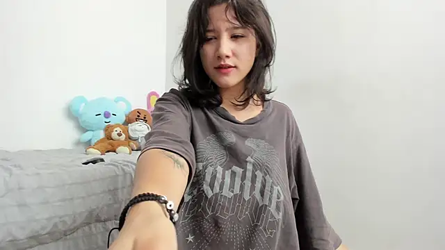 Snapshot of Eli_dl chatting on 03-18-25, 05:21 Eli dl online show from 03-18-25, 05:21