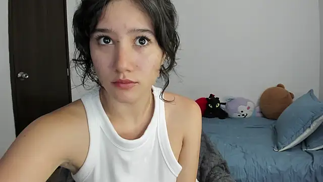 Snapshot of Eli_dl chatting on 10-16-25, 10:33 Eli dl online show from 10-16-25, 10:33