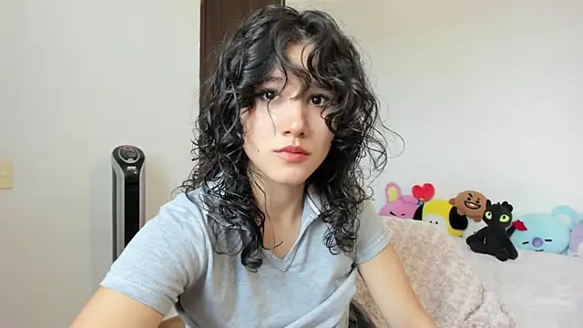 Snapshot of Eli_dl chatting on 11-08-25, 08:51 Eli dl online show from 11-08-25, 08:51