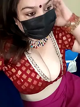 Snapshot of Rupaleesexy chatting on 03-07-25, 04:55 Rupaleesexy online show from 03-07-25, 04:55