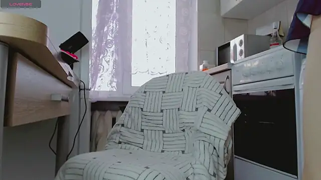 Amina Barbarian online show from 02-04-25, 02:32