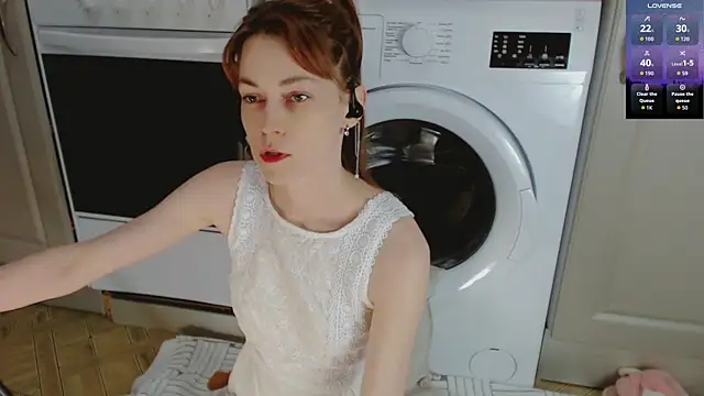 Amina Barbarian online show from 09-24-25, 04:43