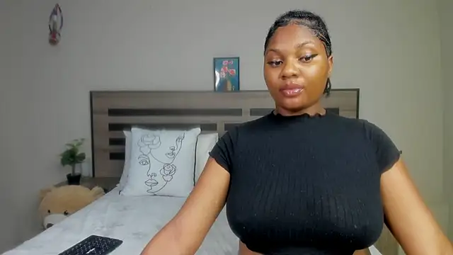 Renee-18 online show from 12-30-24, 09:50