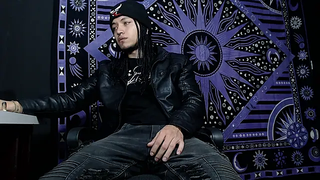 Dicaprioo  online show from 01-11-25, 06:12