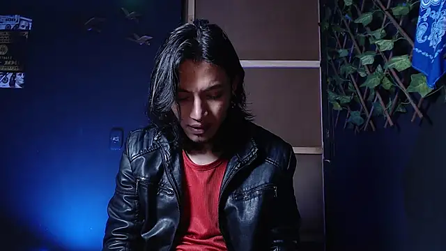 Dicaprioo  online show from 11-04-25, 01:38