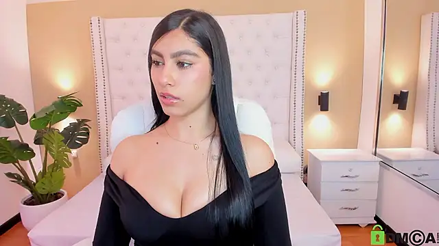 Emily roux online show from 02-08-26, 03:37