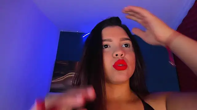 Snapshot of Elsalombardi_ chatting on 03-07-25, 10:35 Elsalombardi online show from 03-07-25, 10:35