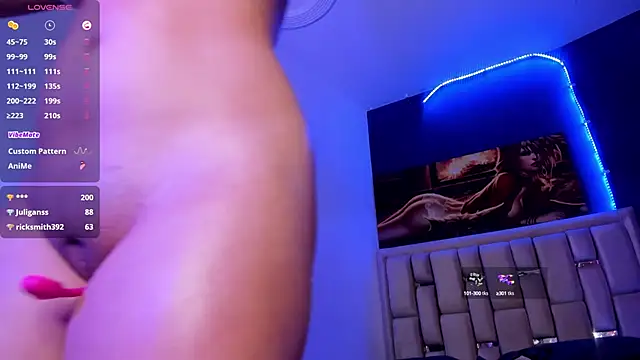 Snapshot of Elsalombardi_ chatting on 03-14-25, 01:57 Elsalombardi online show from 03-14-25, 01:57