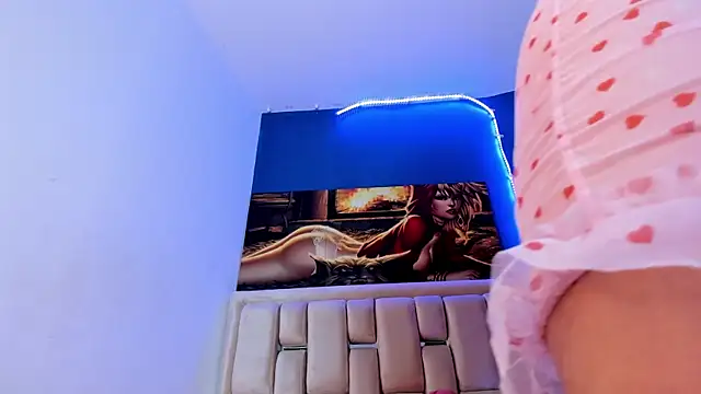 Snapshot of Elsalombardi_ chatting on 03-20-25, 06:20 Elsalombardi online show from 03-20-25, 06:20