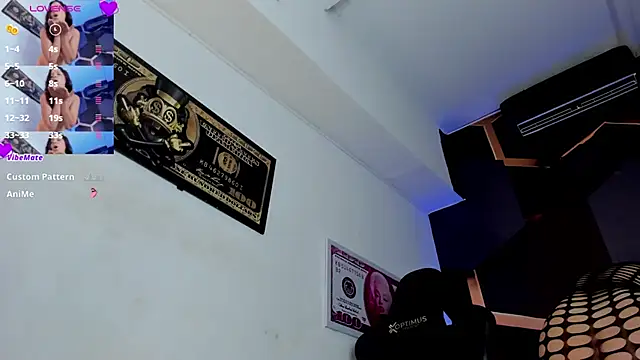 Snapshot of Elsalombardi_ chatting on 10-25-25, 12:13 Elsalombardi online show from 10-25-25, 12:13