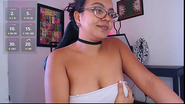 Snapshot of Rachell__420 chatting on 04-20-26, 02:42 Rachell 420 online show from 04-20-26, 02:42