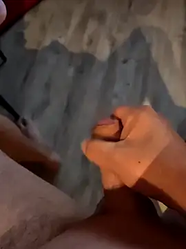 Szeltolo001 online show from 10-09-25, 03:59