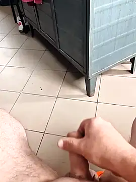 Szeltolo001 online show from 03-23-26, 12:53