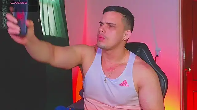 Snapshot of Regansmiths chatting on 11-21-25, 11:53 Regansmiths online show from 11-21-25, 11:53