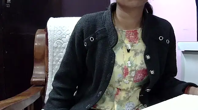 momo lov online show from 12-13-24, 05:38