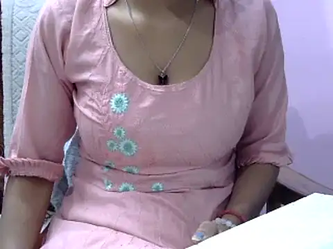 momo lov online show from 12-29-24, 05:10