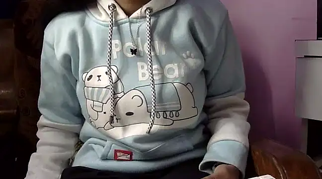 momo lov online show from 01-09-25, 05:23