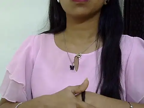 momo lov online show from 03-11-25, 08:41