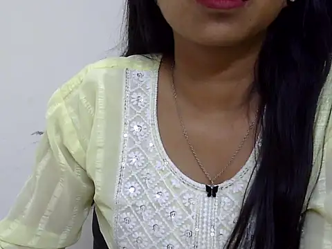 momo lov online show from 03-12-25, 05:46