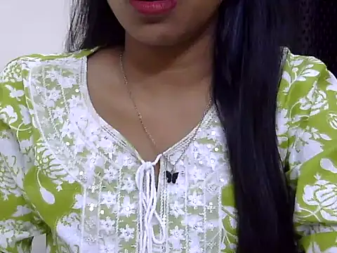 momo lov online show from 03-22-25, 06:22