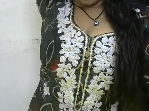 momo lov online show from 09-19-25, 05:31