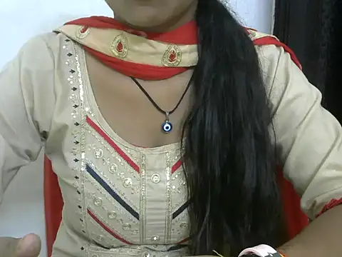 momo lov online show from 09-23-25, 06:16