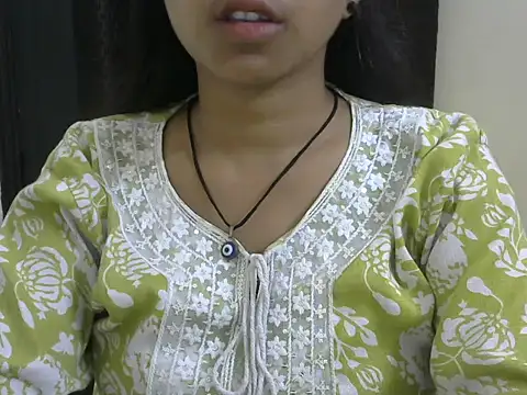 momo lov online show from 09-27-25, 05:12