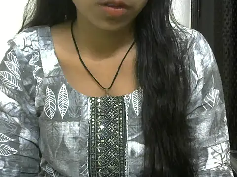 momo lov online show from 09-29-25, 05:12